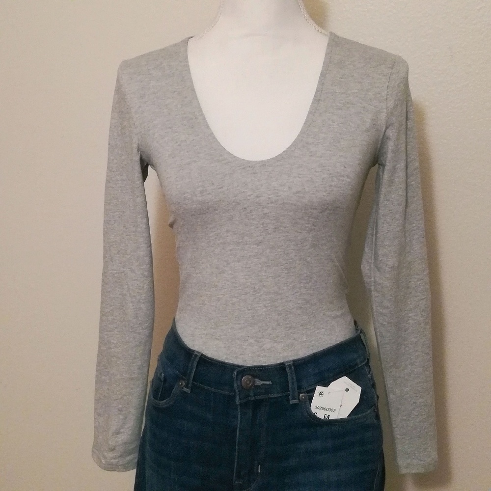 💜Long Sleeve Bodycon Grey Bodysuit - Picture 3 of 8